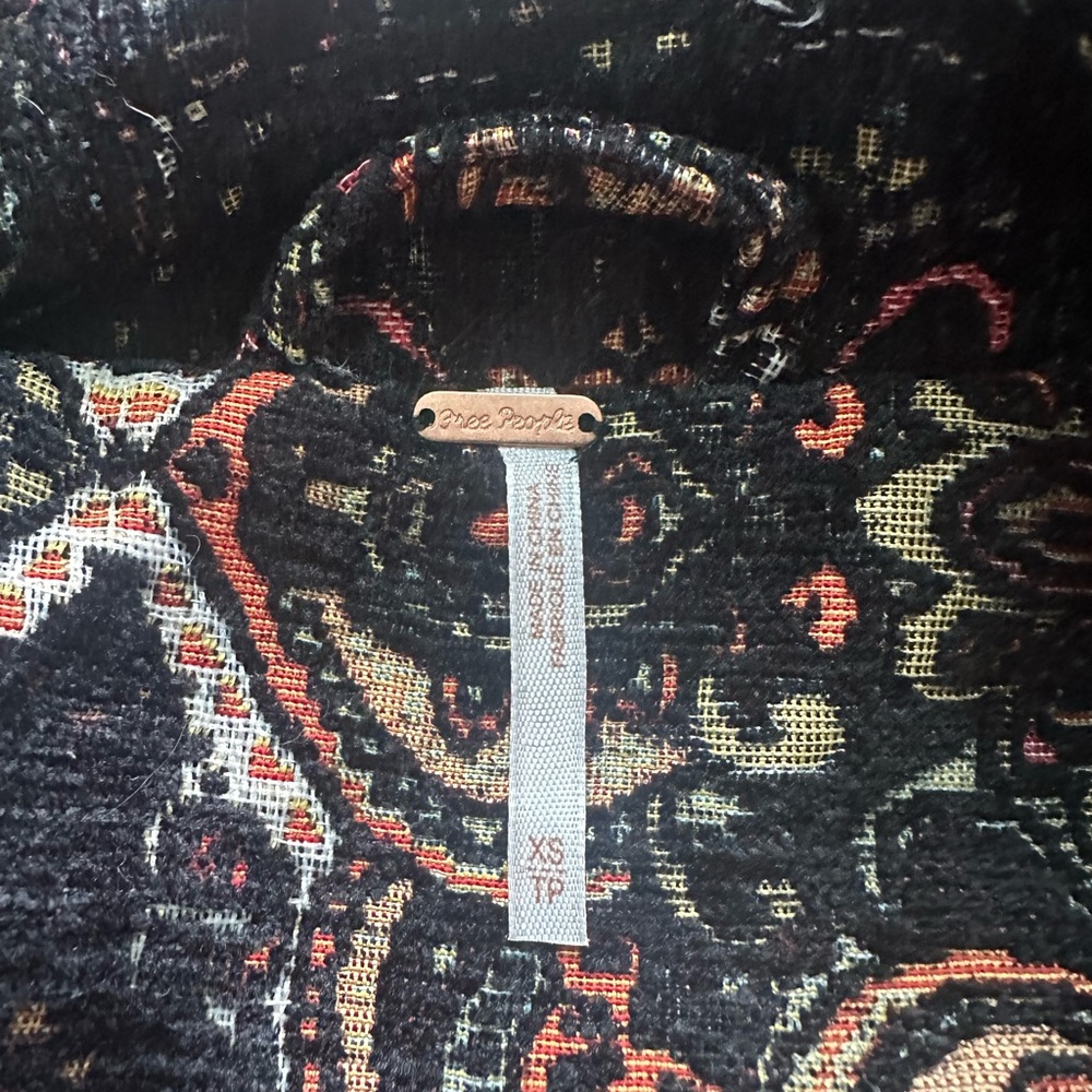 Free People Tapestry Corduroy Jacket with paisley design XS - Picture 5 of 15